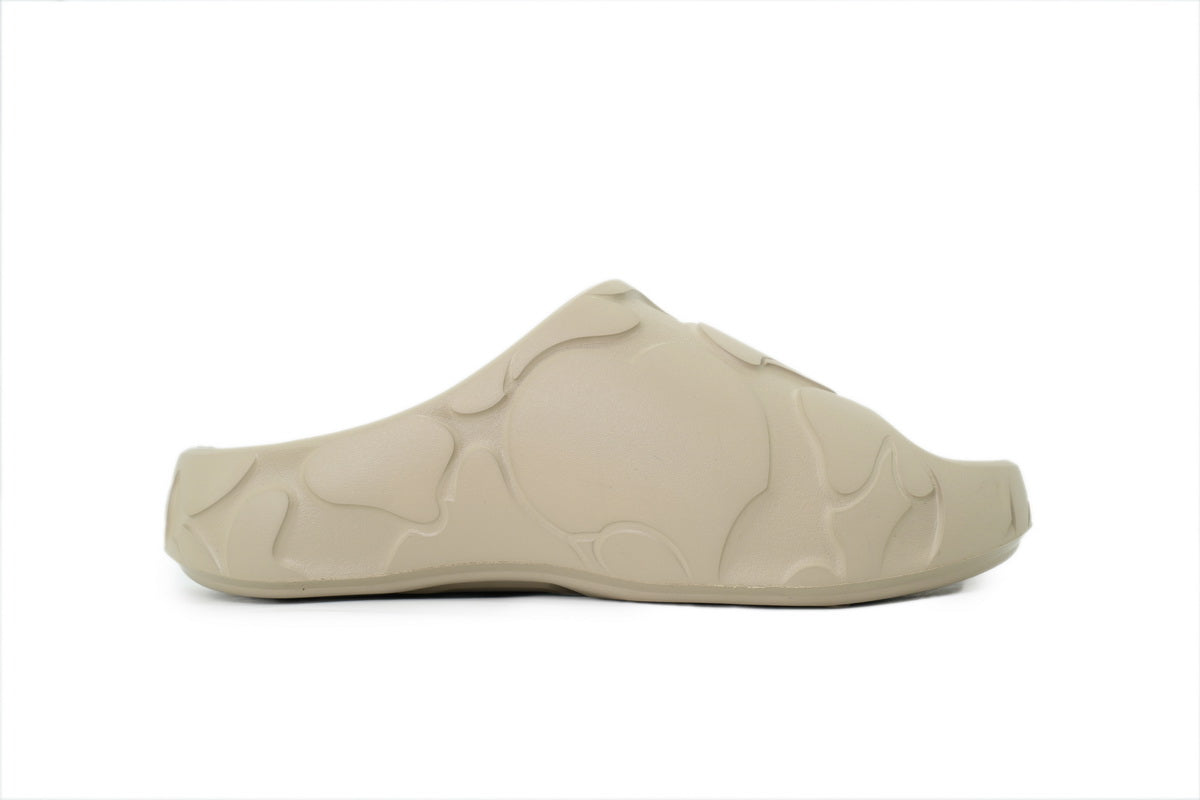 A BATHING APE SLIDES Beige