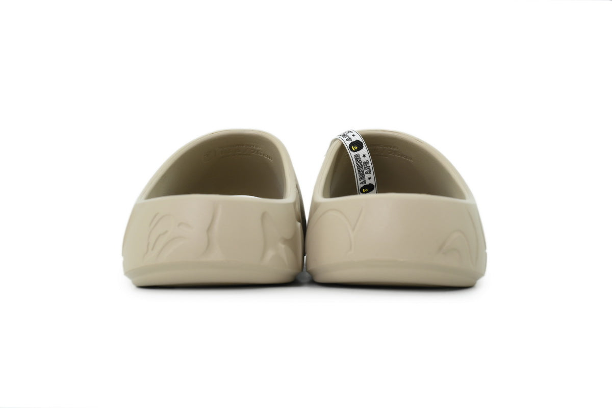 A BATHING APE SLIDES Beige