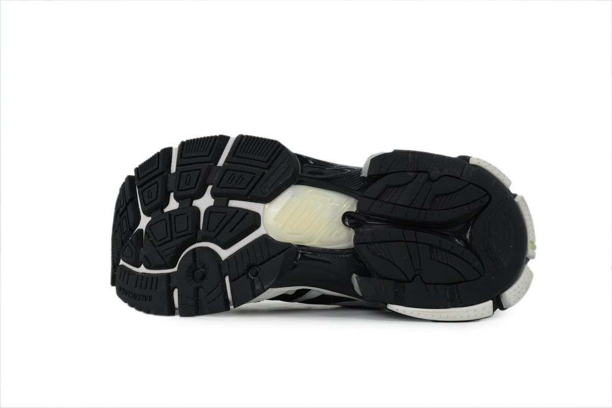 Balenciaga Runner Sneaker 'Black White' 779064 W3RXP 0213