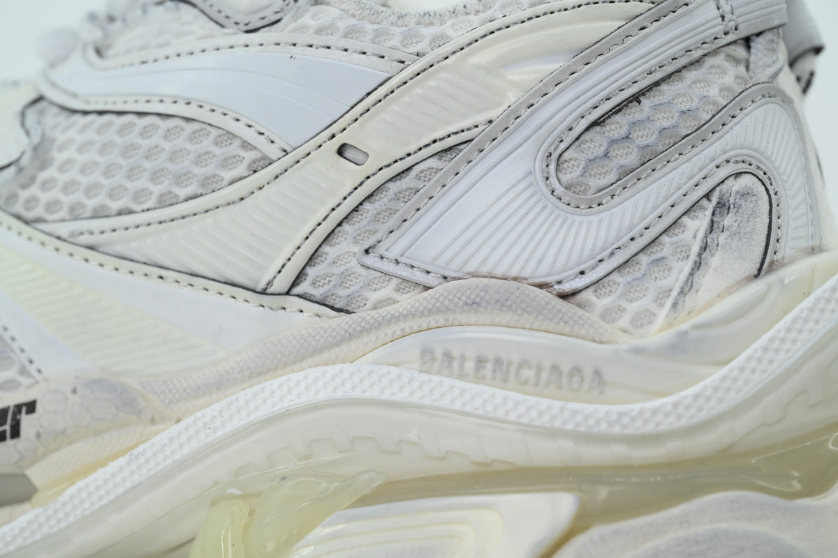 Balenciaga Wms running shoes "beige" 779064 W3RXP 9010