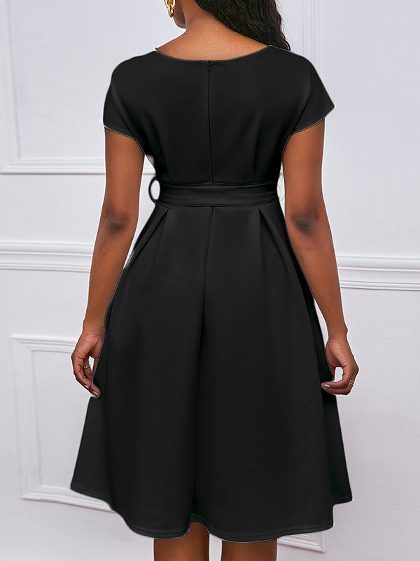 Bowknot Lace-Up Solid Color V-Neck Midi Dresses