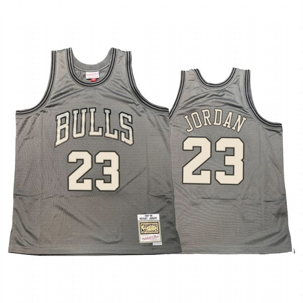 Mens Chicago Bulls #23 Michael Jordan Mitchell & Ness Gray Hardwood Classics Throwback Jersey